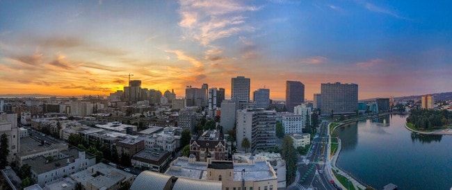 View from balcony at sunset - 1 Lakeside Dr Unit 1905