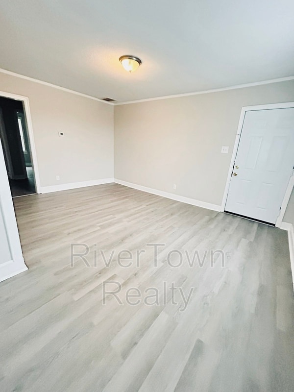 Photo - 3175 Jackson Ave