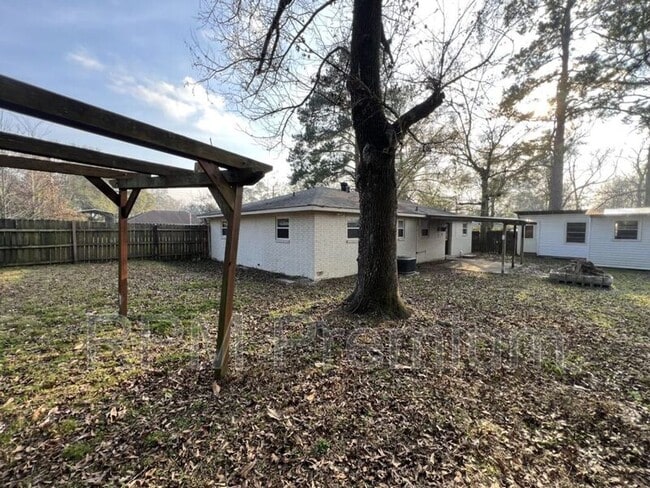 Photo - 41158 2nd Colonial St