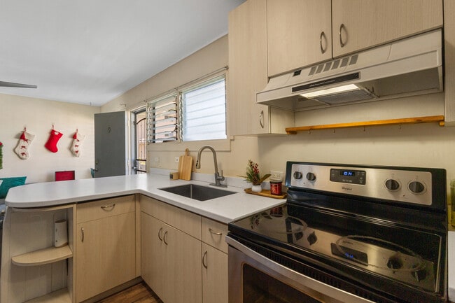 Photo - 1707 Anapuni St