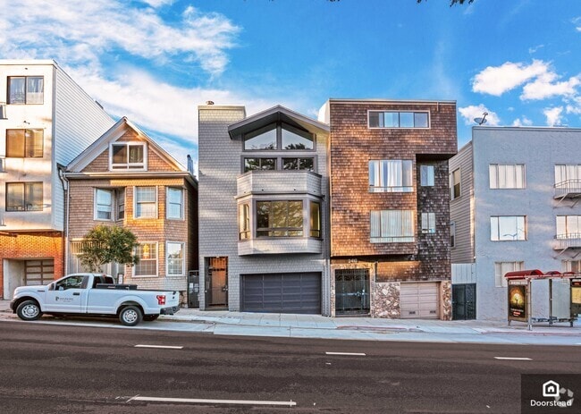 Building Photo - 2420 Geary Blvd Unit A Rental