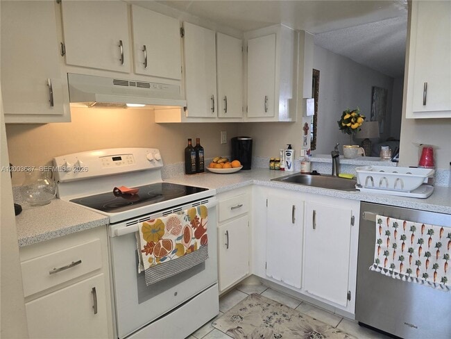 Photo - 7664 NW 18th St Unit 204