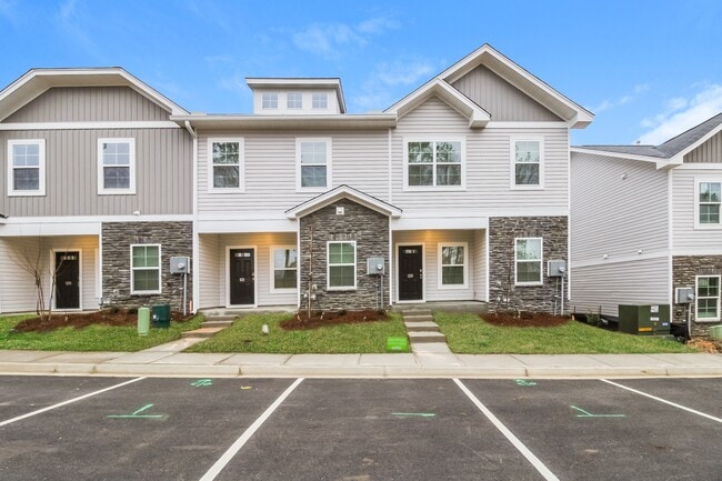 Building Photo - 533 Duck Creek Ln