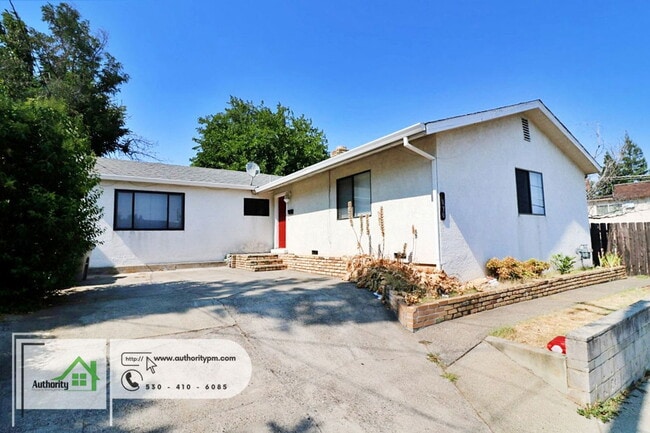 Building Photo - 1830 Rosaline Ave Rental