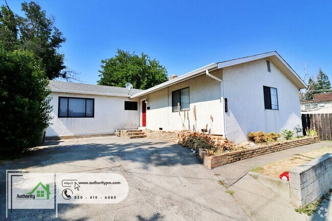 Building Photo - 1830 Rosaline Ave Rental