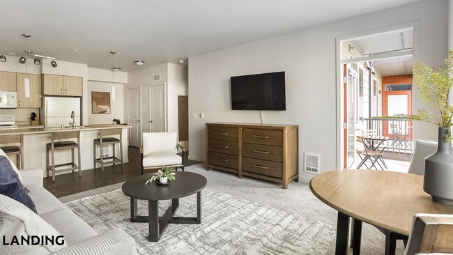 Photo - 17500 25th Ave NE Unidad GG206