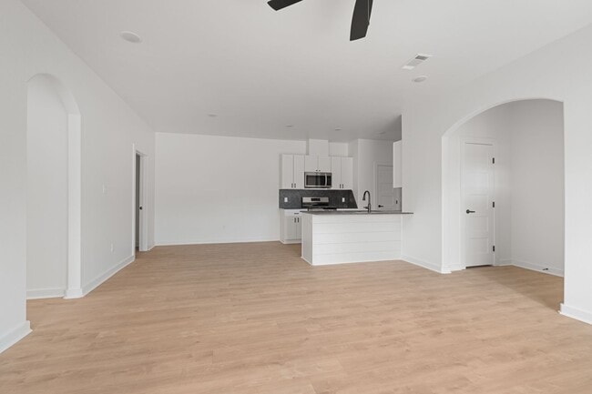 Photo - 8808 Bainbridge Ct