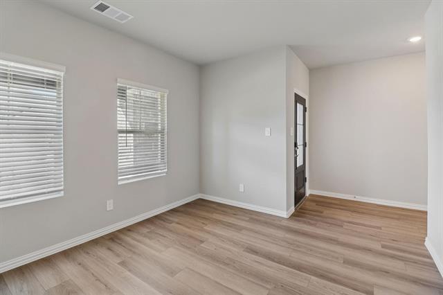 Photo - 612 Marigold Hl Wy