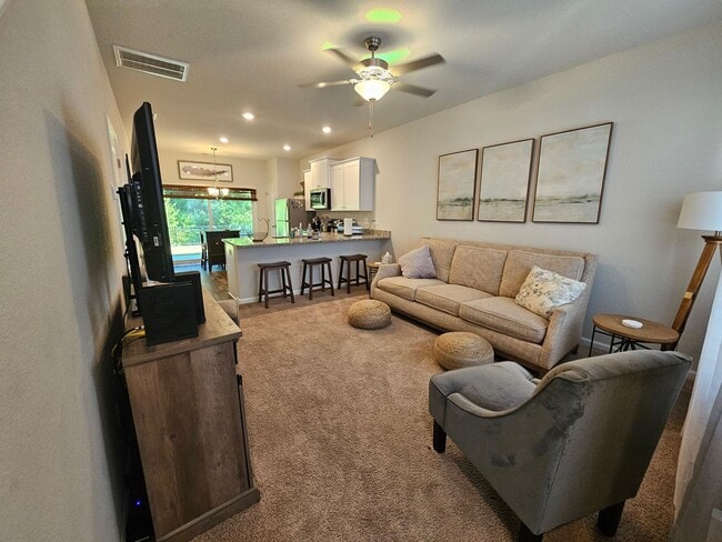 Photo - NEW LISTING!!!!!