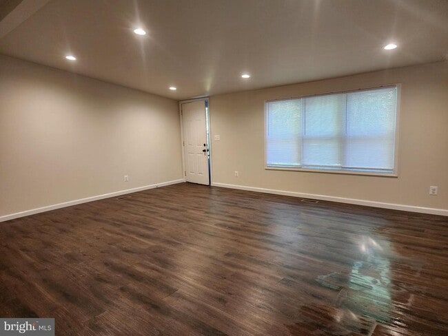 Photo - 22848 Our Ladys Ln