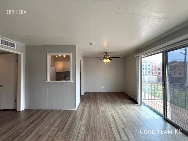 Building Photo - 4524 Pennsylvania Ave Unit 4523-7