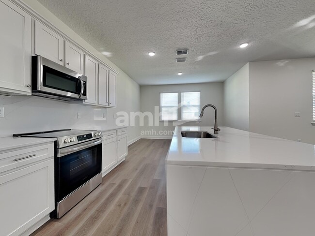 Photo - 11440 Bay Hl Cir