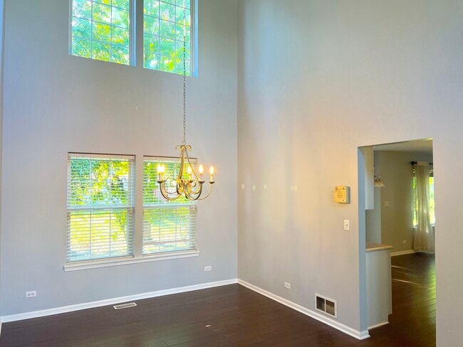 Photo - 2112 Skylane Dr