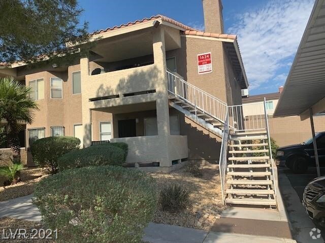 Building Photo - 1272 Lawry Ave Rental