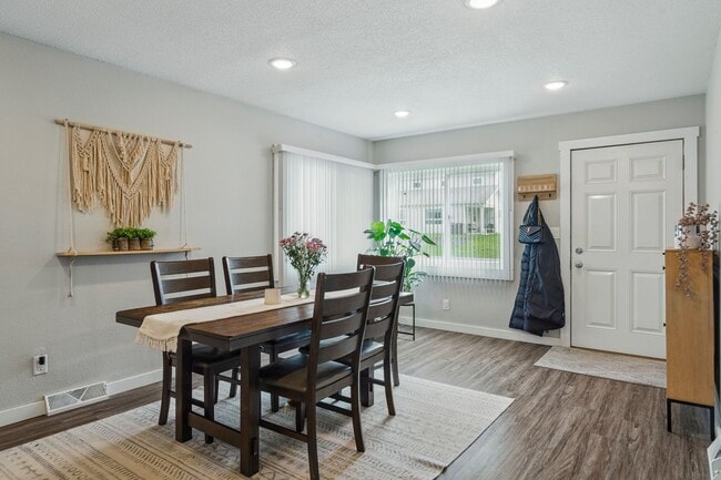 Photo - 927-933 Park Ave W Unidad 929