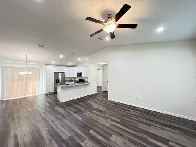 Photo - Beautifl Bedroom / 2 Bath Home in Ocklawaha!