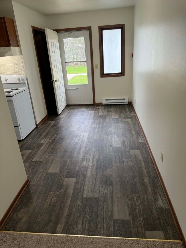 Photo - 700 Meadow Ln Unit 28