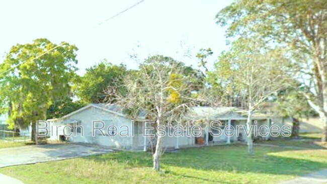 Building Photo - 6837 Forest Ave