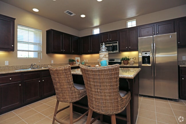 3 BR, 3.5 BA - 1704 SF