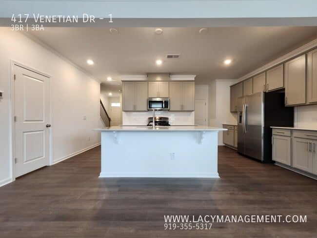 Photo - 417 Venetian Dr