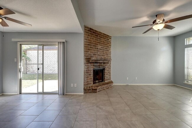 Photo - 5310 Gateridge Dr