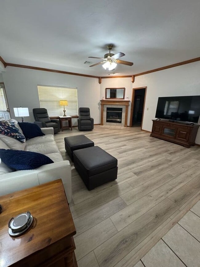 Photo - Fully Furnished, Short-Term Rental - (3) Bed/(2) Bath + Office! Pool Access!