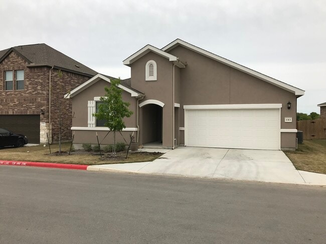 Building Photo - 1313 Eagle Ridge Trl Rental
