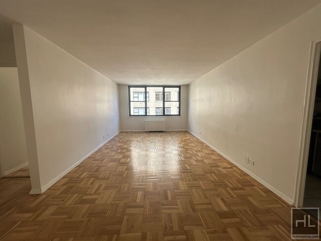 Building Photo - EAST 49 STREET Rental