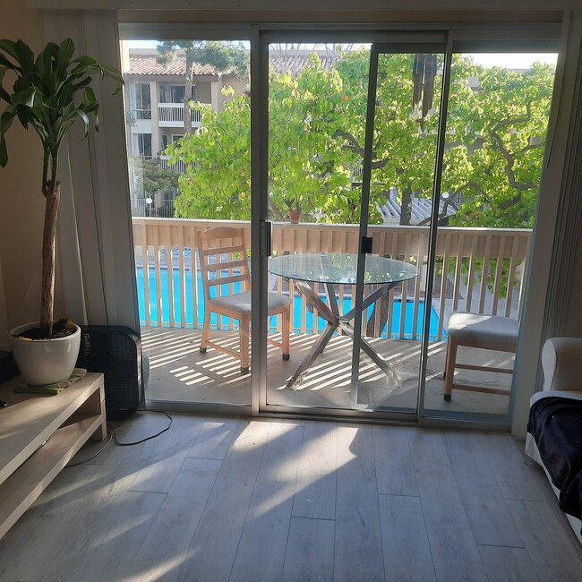 Photo - 1855 Diamond St Unidad 5-213