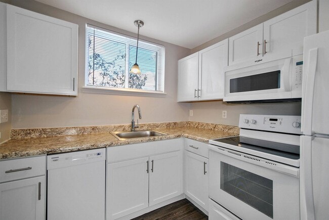 Photo - District Royal Oak