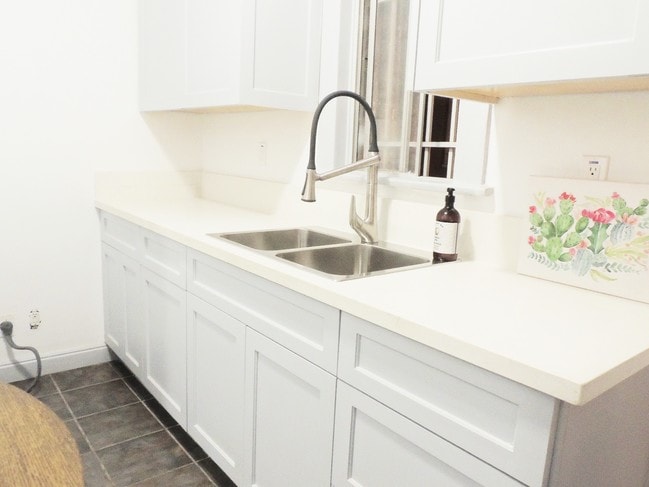1654 W 37th St Unit 1654
