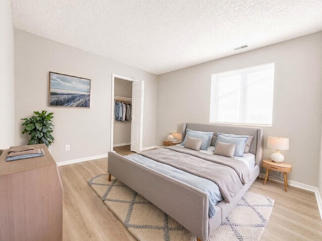 Photo - 1835 Zebulon Dr Unit B