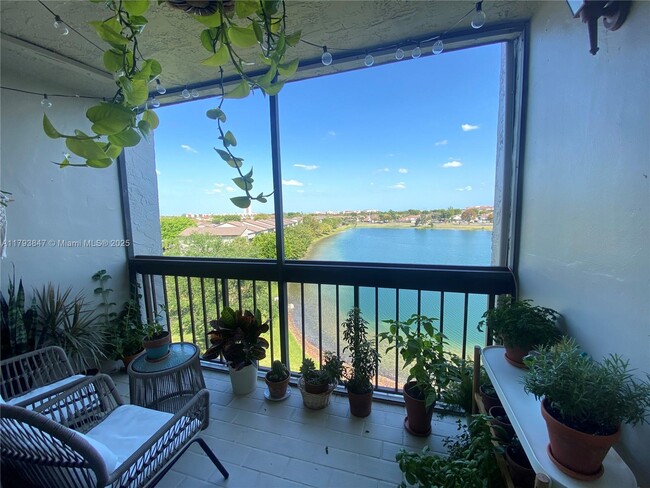 Photo - 10288 NW 9th St Condo Unit 505