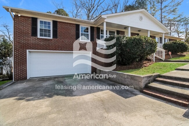 Photo - 1807 Holly Hill Dr