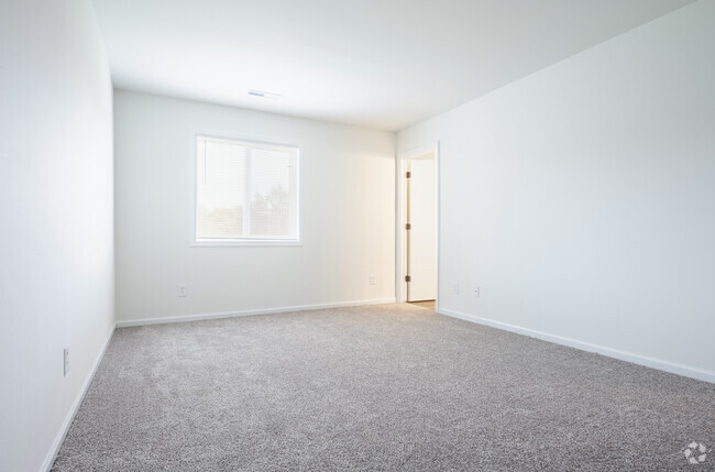 2BR, 2.5BA - 1250SF - Bedroom