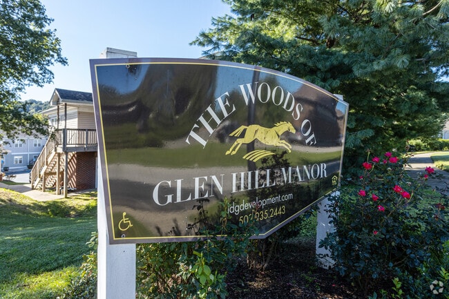 Woods Of Glen Hill Manor