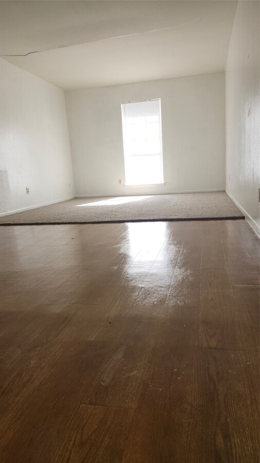 Photo - 105 Avondale St Unit 16