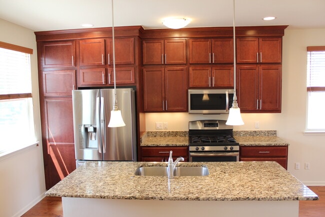 Photo - 3088 Kilmer Dr Unit 3088