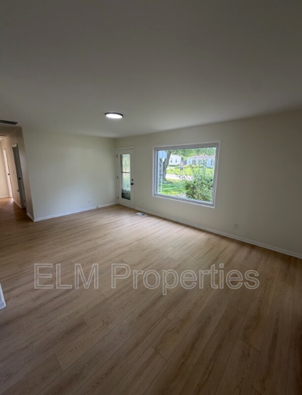 Photo - 7406 Smithfield Ave