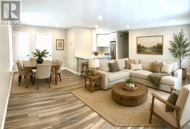 Photo - 513 Rossland Rd E