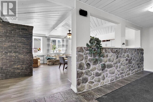 Photo - 23992 Denfield Rd