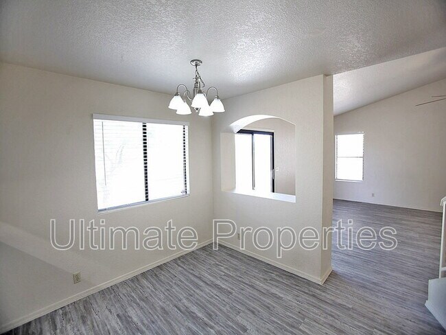 Photo - 4645 N 99th Dr