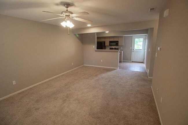 Photo - 4007 Snowy Owl Dr