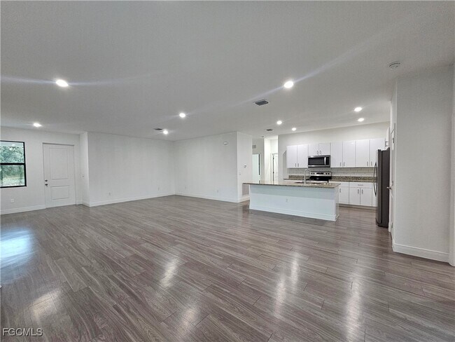 Photo - 8059 Sherwood Cir