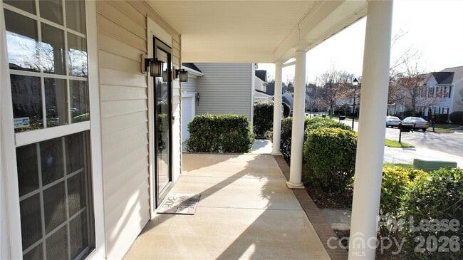 11729 Royal Castle Ct
