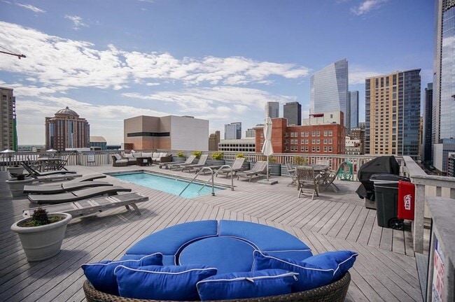 Photo - 915 Franklin St Unit 5H