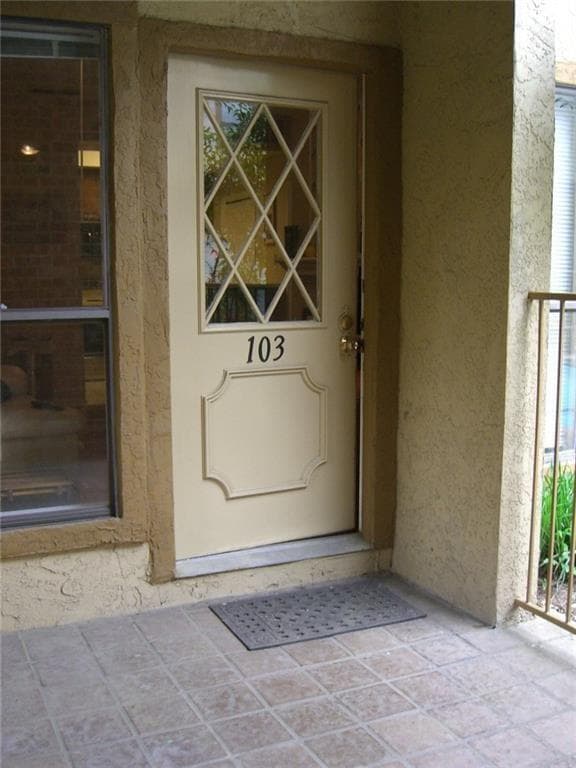 Photo - 806 W 24th St Unidad 103