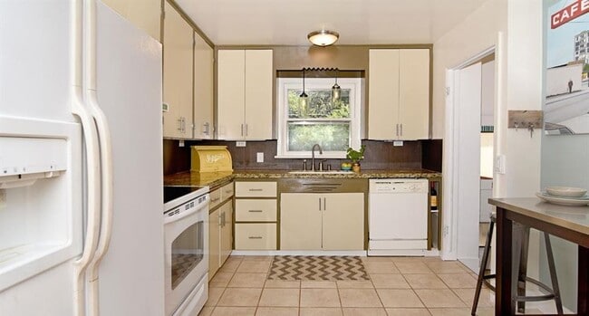 Photo - Bungalow near BSU - Boise