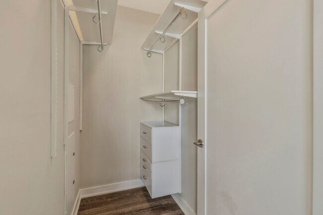 Photo - 1350 Maryland Ave NE