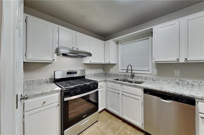 Photo - 112 Brentwood Ct